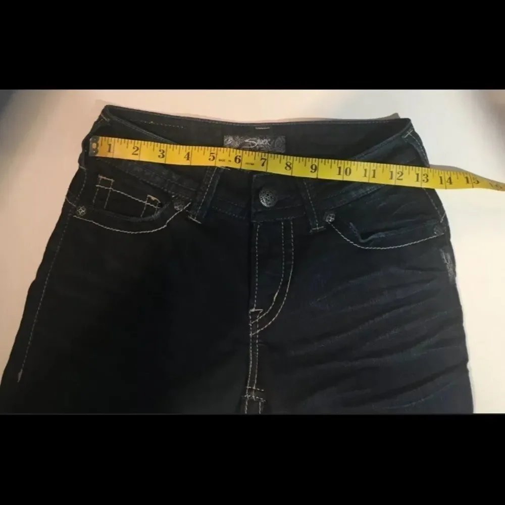 Silver Suki Rose Surplus Long Denim Shorts - Dark Wash - Size 26 (US 2-4)